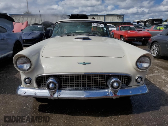 1956 Ford Thunderbird с VIN P6FH203930, выставлен на аукционе Copart как лот 74530814 с пробегом 761 579 миль миль и На запчасти • Non repairable. История ставок и продаж доступна на DreamBid. Изображение 5.