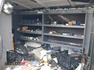 2018 Chevrolet Express Cargo с VIN 1GCWGAFP9J1337987, выставлен на аукционе IAAI как лот 42358735 с пробегом 83 798 миль миль и . История ставок и продаж доступна на DreamBid. Изображение 8.
