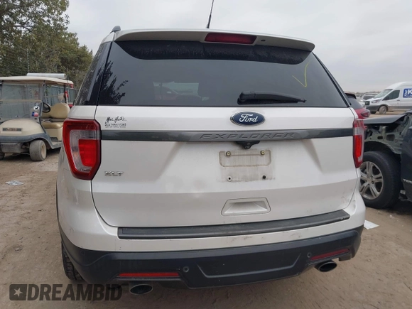 2018 Ford Explorer XLT with VIN 1FM5K7D86JGB29969, listed as a IAAI auction lot 41335917 with 63,253 mi miles and . Bid and sale history available at DreamBid. Image 15.