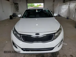 2015 Kia Optima SXL Turbo z VIN 5XXGR4A64FG366713, wystawiony jako Copart lot #56562135 z przebiegiem 111 985 mil mil oraz Czysty tytuł • Clean title. Historia ofert i sprzedaży dostępna na DreamBid. Obrazek 5.