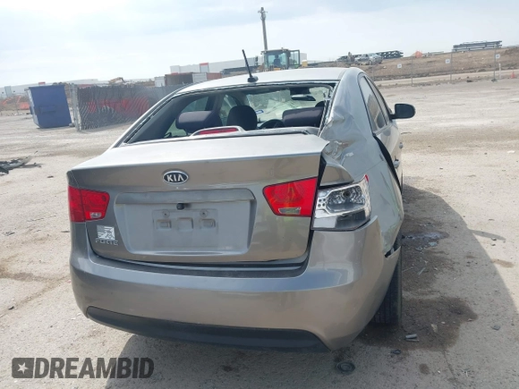 2012 Kia Forte EX with VIN KNAFU4A25C5492664, listed as a IAAI auction lot 41889921 with 163,334 mi miles and . Bid and sale history available at DreamBid. Image 4.