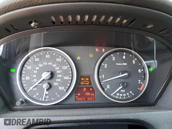 2008 BMW X5 3.0si with VIN 5UXFE43508L025869, listed as a Copart auction lot 53586585 with 100,672 mi miles and Clean Title. Bid and sale history available at carsss.com. Image 9.