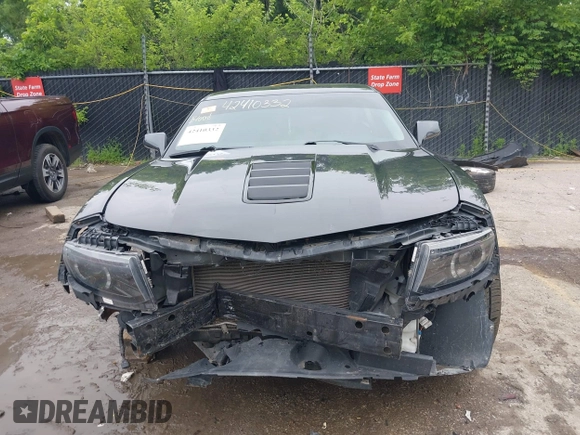 2015 Chevrolet Camaro SS with VIN 2G1FK1EJ3F9241375, listed as a IAAI auction lot 42410332 with 90,000 mi miles and . Bid and sale history available at DreamBid. Image 13.