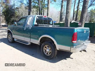 1997 Ford F-150 XL with VIN 1FTDX1860VNA37152, listed as a IAAI auction lot 41713372 with 200,777 mi miles. Bid and sale history available at carsss.com. Image 3.
