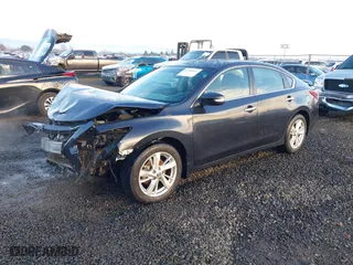 2013 Nissan Altima 2.5 S with VIN 1N4AL3AP7DN436853, listed as a IAAI auction lot 41290935 with 120,243 mi miles. Bid and sale history available at carsss.com. Image 18.