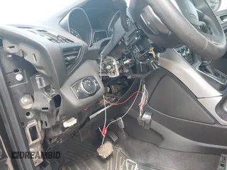 2013 Ford Escape SE z VIN 1FMCU0G91DUA41785, wystawiony jako IAAI lot #42706191 z przebiegiem 202 308 mil mil oraz . Historia ofert i sprzedaży dostępna na DreamBid. Obrazek 6.
