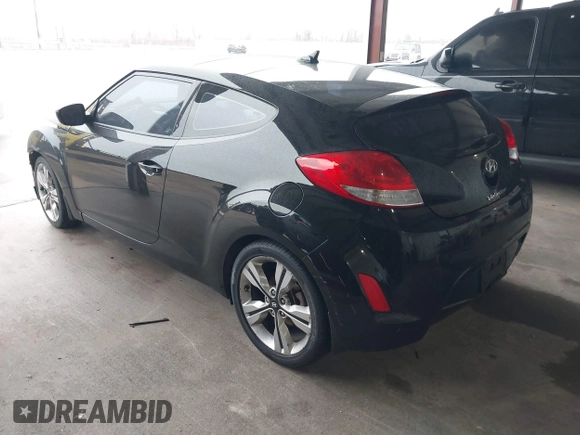 2017 Hyundai Veloster Value Edition with VIN KMHTC6AD6HU321999, listed as a IAAI auction lot 41611017 with 99,382 mi miles. Bid and sale history available at carsss.com. Image 3.