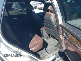 2017 BMW X5 sDrive35i with VIN 5UXKR2C38H0U21801, listed as a IAAI auction lot 41732946 with 195,822 mi miles. Bid and sale history available at carsss.com. Image 8.