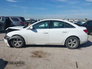 2014 Chevrolet Cruze 1LT with VIN 1G1PC5SB6E7161106, listed as a IAAI auction lot 41655726 with 118,161 mi miles and . Bid and sale history available at DreamBid. Image 15.