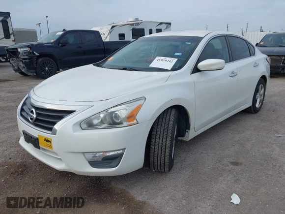 2015 Nissan Altima S with VIN 1N4AL3AP2FN331236, listed as a IAAI auction lot 41929242 with 100,439 mi miles and . Bid and sale history available at carsss.com. Image 17.