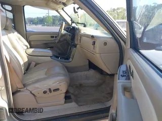 2004 GMC Yukon Denali z VIN 1GKEK63U94J249578, wystawiony jako IAAI lot #42088940 z przebiegiem 253 352 mil mil oraz . Historia ofert i sprzedaży dostępna na DreamBid. Obrazek 5.