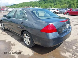 2007 Honda Accord LX SE z VIN JHMCM563X7C017153, wystawiony jako IAAI lot #42468899 z przebiegiem 265 790 mil mil oraz . Historia ofert i sprzedaży dostępna na DreamBid. Obrazek 3.
