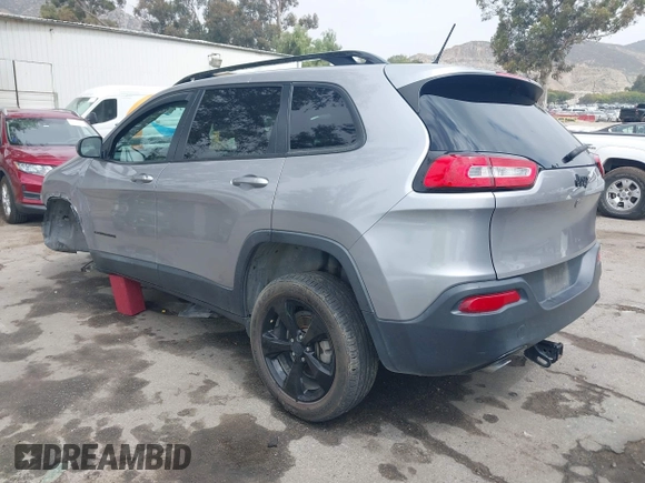 2018 Jeep Cherokee Latitude Tech Connect с VIN 1C4PJLCB2JD540423, выставлен на аукционе IAAI как лот 42159808 с пробегом 186 962 миль миль и . История ставок и продаж доступна на DreamBid. Изображение 3.