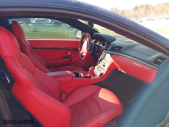 2015 Maserati GranTurismo Sport with VIN ZAM45VLA2F0139460, listed as a IAAI auction lot 41403736 with 15,396 mi miles. Bid and sale history available at carsss.com. Image 5.