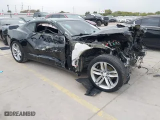 2018 Chevrolet Camaro 2LT with VIN 1G1FD1RS7J0145362, listed as a IAAI auction lot 40999840 with 67,697 mi miles. Bid and sale history available at carsss.com. Image 1.