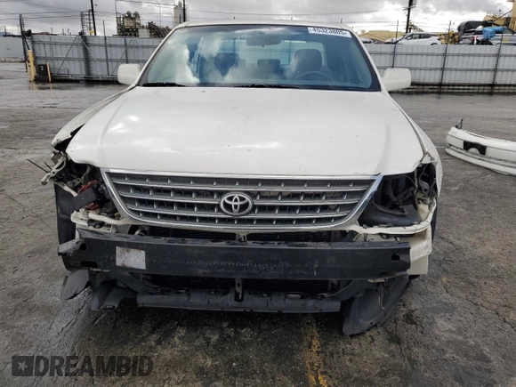 2003 Toyota Avalon XL with VIN 4T1BF28B33U268509, listed as a Copart auction lot 45323805 with 211,671 mi miles and Salvage Title. Bid and sale history available at carsss.com. Image 5.