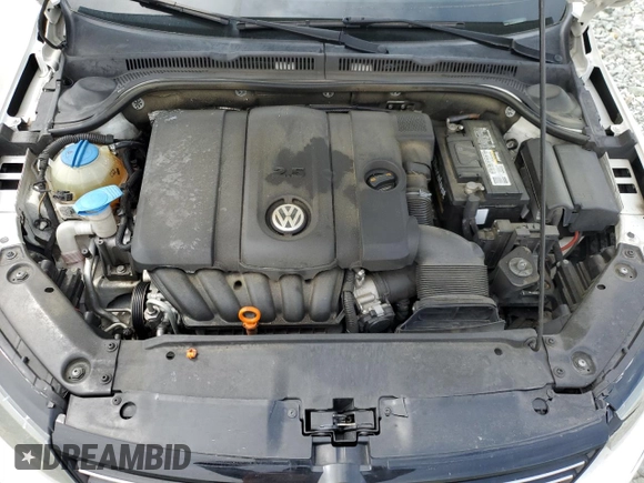 2013 Volkswagen Jetta Sedan SE with VIN 3VWDP7AJ4DM205057, listed as a Copart auction lot 53353595 with 198,500 mi miles and Salvage Title. Bid and sale history available at carsss.com. Image 13.