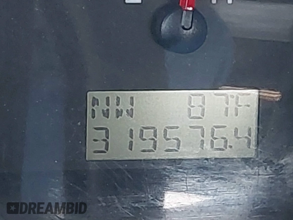 2007 Ford F-150 STX with VIN 1FTRX12W87FB65702, listed as a IAAI auction lot 42333095 with 319,576 mi miles and . Bid and sale history available at DreamBid. Image 15.