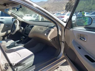 2001 Honda Accord EX z VIN JHMCG66801C014214, wystawiony jako IAAI lot #41643404 z przebiegiem 139 020 mil mil oraz . Historia ofert i sprzedaży dostępna na DreamBid. Obrazek 5.