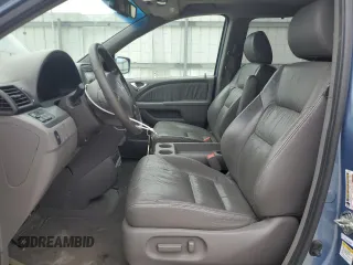 2008 Honda Odyssey EX-L z VIN 5FNRL38718B062201, wystawiony jako Copart lot #55942455 z przebiegiem 215 272 mil mil oraz Szkoda całkowita • Salvage title. Historia ofert i sprzedaży dostępna na DreamBid. Obrazek 7.