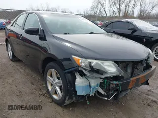 2013 Toyota Camry L with VIN 4T1BF1FK4DU249482, listed as a IAAI auction lot 42010901 with 196,121 mi miles. Bid and sale history available at carsss.com. Image 1.