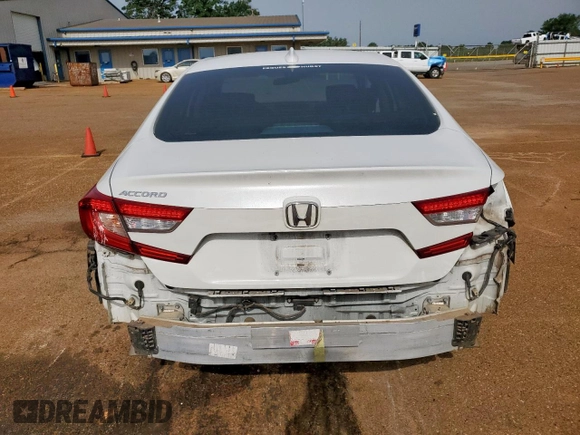 2018 Honda Accord EX z VIN 1HGCV1F44JA241524, wystawiony jako Copart lot #56192165 z przebiegiem 124 266 mil mil oraz Szkoda całkowita • Salvage title. Historia ofert i sprzedaży dostępna na DreamBid. Obrazek 6.
