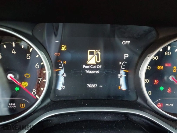 2018 Jeep Compass Limited with VIN 3C4NJDCB9JT454579, listed as a IAAI auction lot 40352527 with 70,287 mi miles. Bid and sale history available at carsss.com. Image 17.