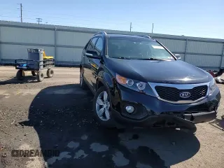 2013 Kia Sorento EX with VIN 5XYKUDA24DG393585, listed as a Copart auction lot 50001715 with 156,568 mi miles and Salvage Title. Bid and sale history available at carsss.com. Image 12.