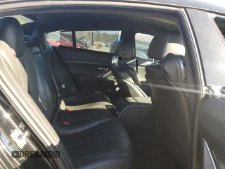 2014 BMW M6 z VIN WBS6C9C51ED466932, wystawiony jako Copart lot #43934385 z przebiegiem 116 375 mil mil oraz Szkoda całkowita • Salvage title. Historia ofert i sprzedaży dostępna na DreamBid. Obrazek 10.