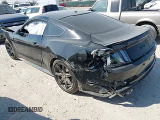 2019 Ford Mustang GT z VIN 1FA6P8CF0K5129940, wystawiony jako IAAI lot #41795075 z przebiegiem 21 758 mil mil oraz . Historia ofert i sprzedaży dostępna na DreamBid. Obrazek 3.