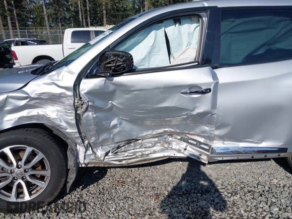 2013 Nissan Pathfinder SL with VIN 5N1AR2MM7DC674777, listed as a IAAI auction lot 42089000 with 157,084 mi miles and . Bid and sale history available at DreamBid. Image 6.