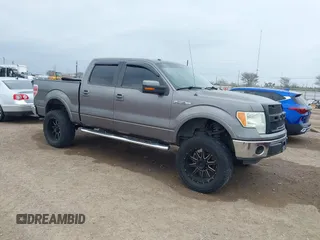 2011 Ford F-150 XL with VIN 1FTFW1CF1BKD19316, listed as a IAAI auction lot 41549732 with 178,283 mi miles. Bid and sale history available at carsss.com. Image 1.