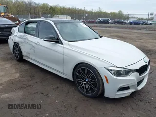 2018 BMW 3 Series 340i z VIN WBA8B3C53JK819366, wystawiony jako IAAI lot #41967364 z przebiegiem 93 548 mil mil oraz . Historia ofert i sprzedaży dostępna na DreamBid. Obrazek 1.