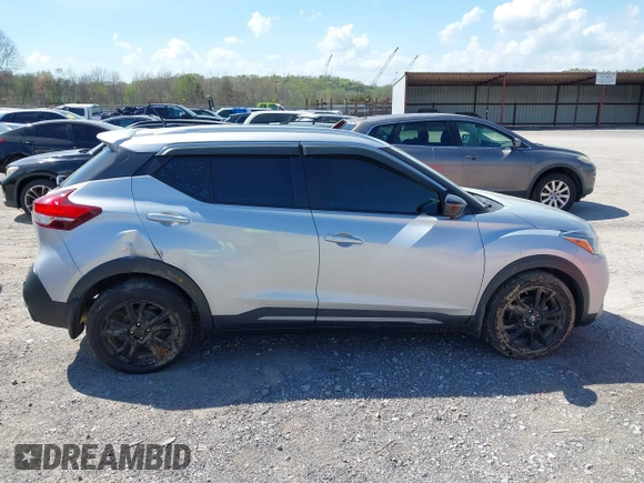 2020 Nissan Kicks SR with VIN 3N1CP5DV8LL566607, listed as a IAAI auction lot 41965487 with 52,119 mi miles. Bid and sale history available at carsss.com. Image 13.