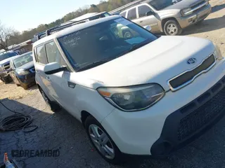 2014 Kia Soul with VIN KNDJN2A24E7043241, listed as a IAAI auction lot 41866672 with 185,004 mi miles. Bid and sale history available at carsss.com. Image 1.