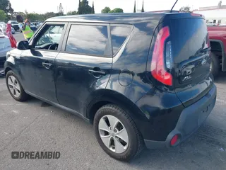 2015 Kia Soul z VIN KNDJN2A28F7169376, wystawiony jako IAAI lot #41910666 z przebiegiem 133 869 mil mil oraz . Historia ofert i sprzedaży dostępna na DreamBid. Obrazek 3.