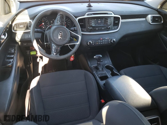 2018 Kia Sorento LX with VIN 5XYPG4A32JG368573, listed as a Copart auction lot 42456005 with 70,133 mi miles and Salvage Title. Bid and sale history available at carsss.com. Image 8.