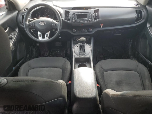 2012 Kia Sportage LX z VIN KNDPBCA25C7307217, wystawiony jako Copart lot #87857155 z przebiegiem 122 235 mil mil oraz Szkoda całkowita • Salvage title. Historia ofert i sprzedaży dostępna na DreamBid. Obrazek 8.