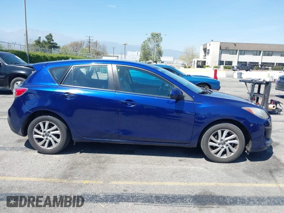 2013 Mazda 3 i Touring with VIN JM1BL1L74D1801383, listed as a IAAI auction lot 42023534 with 92,362 mi miles and . Bid and sale history available at carsss.com. Image 12.