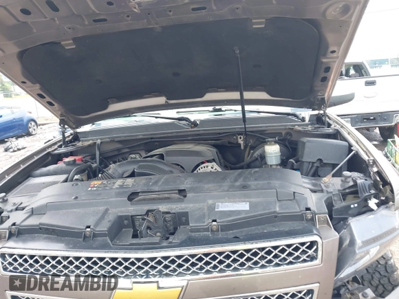 2013 Chevrolet Tahoe LTZ with VIN 1GNSKCE0XDR373858, listed as a IAAI auction lot 42456875 with 297,084 mi miles and . Bid and sale history available at DreamBid. Image 10.