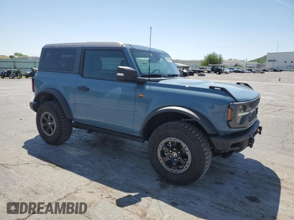 2021 Ford Bronco with VIN 1FMDE5CH1MLA60600, listed as a Copart auction lot 54076135 with 39,526 mi miles and Salvage title. Bid and sale history available at DreamBid. Image 4.