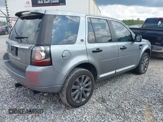 2013 Land Rover LR2 z VIN SALFR2BGXDH364562, wystawiony jako IAAI lot #42554838 z przebiegiem 151 181 mil mil oraz . Historia ofert i sprzedaży dostępna na DreamBid. Obrazek 4.