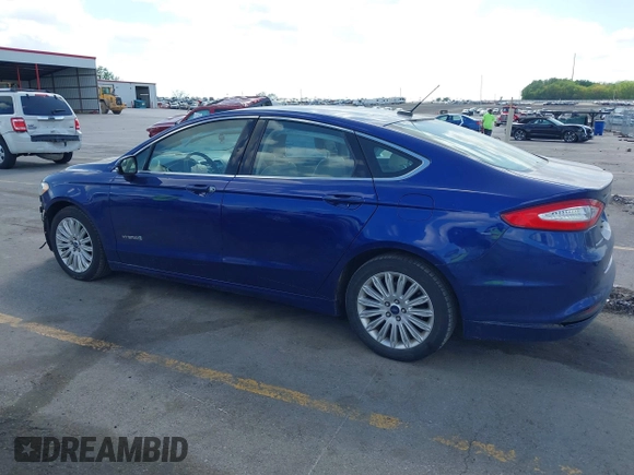 2014 Ford Fusion SE Hybrid с VIN 3FA6P0LU9ER129016, выставлен на аукционе IAAI как лот 42269103 с пробегом 170 001 миль миль и . История ставок и продаж доступна на DreamBid. Изображение 14.