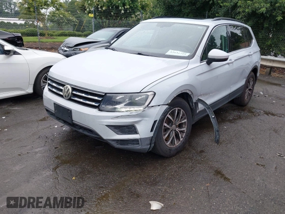 2019 Volkswagen Tiguan SE z VIN 3VV3B7AX7KM029525, wystawiony jako IAAI lot #42631715 z przebiegiem 148 174 mil mil oraz . Historia ofert i sprzedaży dostępna na DreamBid. Obrazek 2.