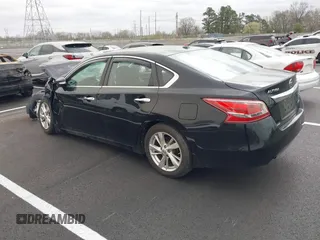 2013 Nissan Altima SV with VIN 1N4AL3AP9DN470969, listed as a IAAI auction lot 41833969 with 111,442 mi miles and . Bid and sale history available at carsss.com. Image 3.