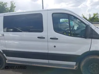 2019 Ford Transit с VIN 1FTYR1YM2KKB01764, выставлен на аукционе IAAI как лот 42712451 с пробегом 193 660 миль миль и . История ставок и продаж доступна на DreamBid. Изображение 13.