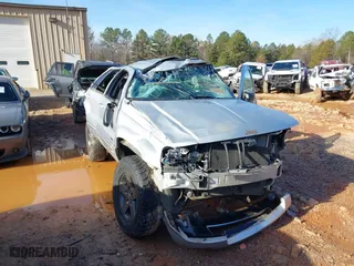 2004 Jeep Grand Cherokee Limited with VIN 1J4GW58S14C102826, listed as a IAAI auction lot 41081734 with 116,950 mi miles. Bid and sale history available at carsss.com. Image 6.