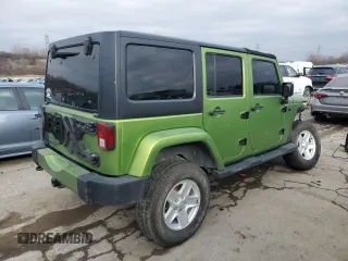 2018 Jeep Wrangler JK Unlimited Sahara with VIN 1C4BJWEG3JL840921, listed as a Copart auction lot 83969834 with 85,179 mi miles and Salvage Title. Bid and sale history available at carsss.com. Image 3.