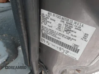 2002 Ford F-250 XL с VIN 1FTNX21F82EB81807, выставлен на аукционе IAAI как лот 41428093 с пробегом Не указан миль и . История ставок и продаж доступна на DreamBid. Изображение 9.