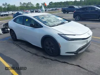 2023 Toyota Prius LE z VIN JTDACAAU4P3003995, wystawiony jako IAAI lot #42181787 z przebiegiem 25 413 mil mil oraz . Historia ofert i sprzedaży dostępna na DreamBid. Obrazek 1.